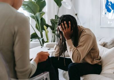 Clinical psychologist holding a therapy session in Tshwane.